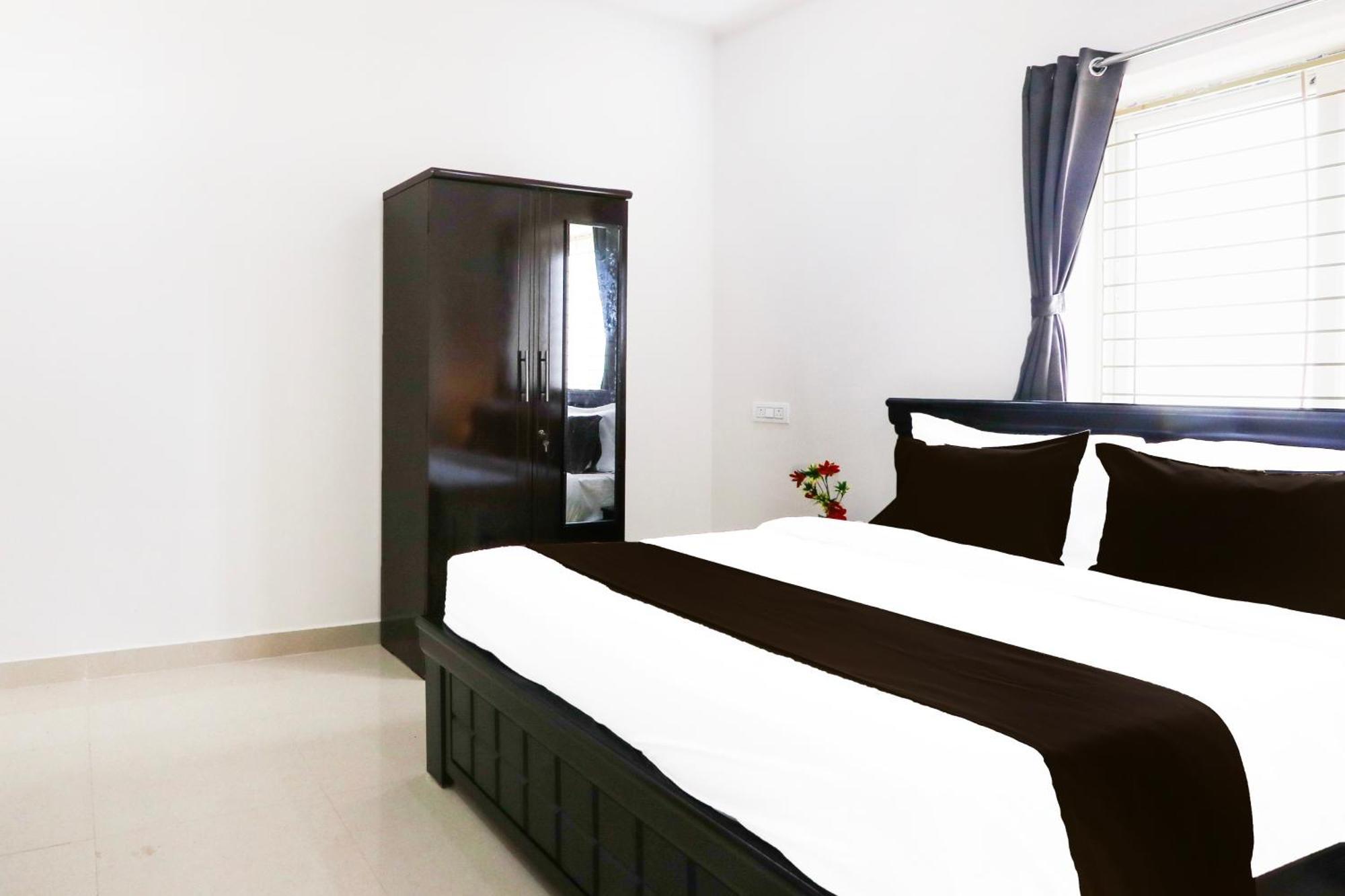 Super Hotel O Adibatla Near Tcs Ibrahimpatan Екстер'єр фото
