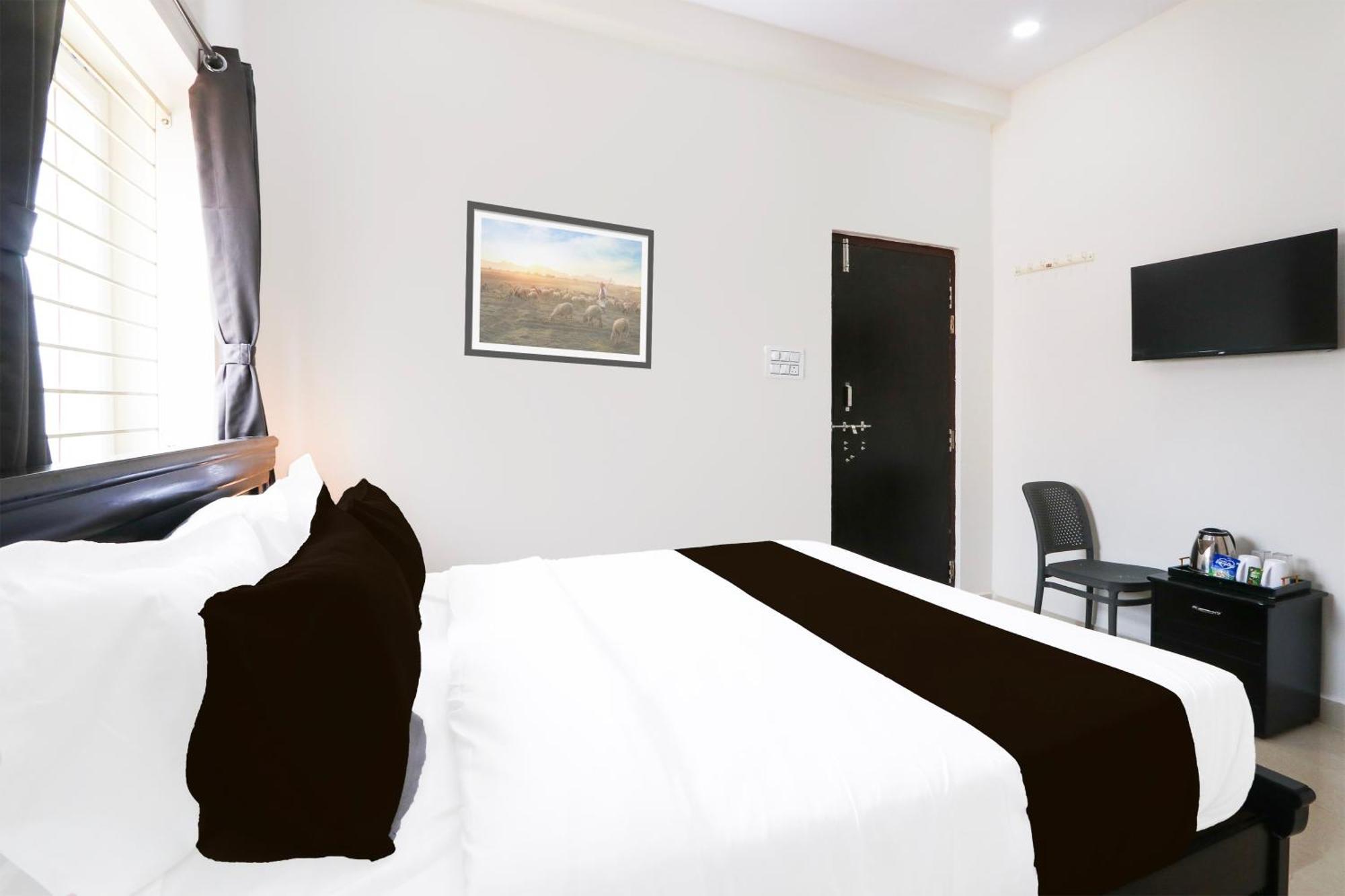 Super Hotel O Adibatla Near Tcs Ibrahimpatan Екстер'єр фото